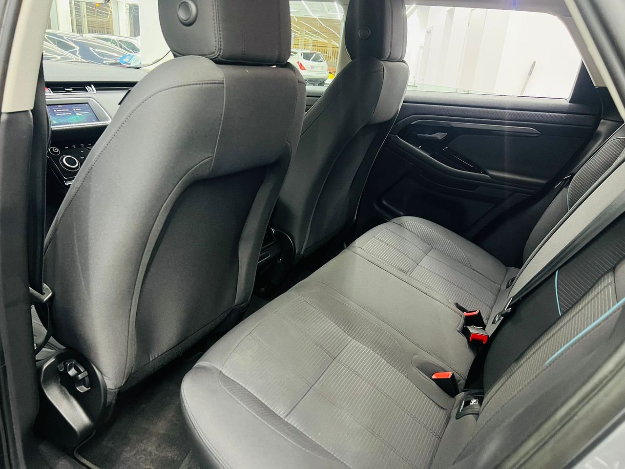 Land-Rover Range Rover Evoque 2.0D MHEV HSE AWD Aut. 150 - Foto 14