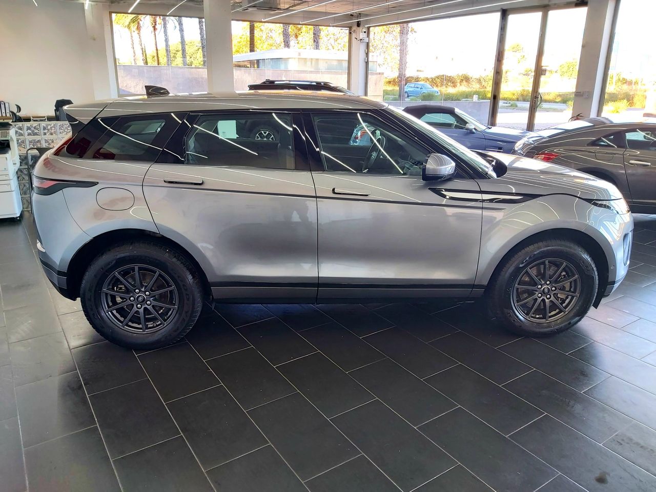 Land-Rover Range Rover Evoque 2.0D MHEV HSE AWD Aut. 150 - Foto 6