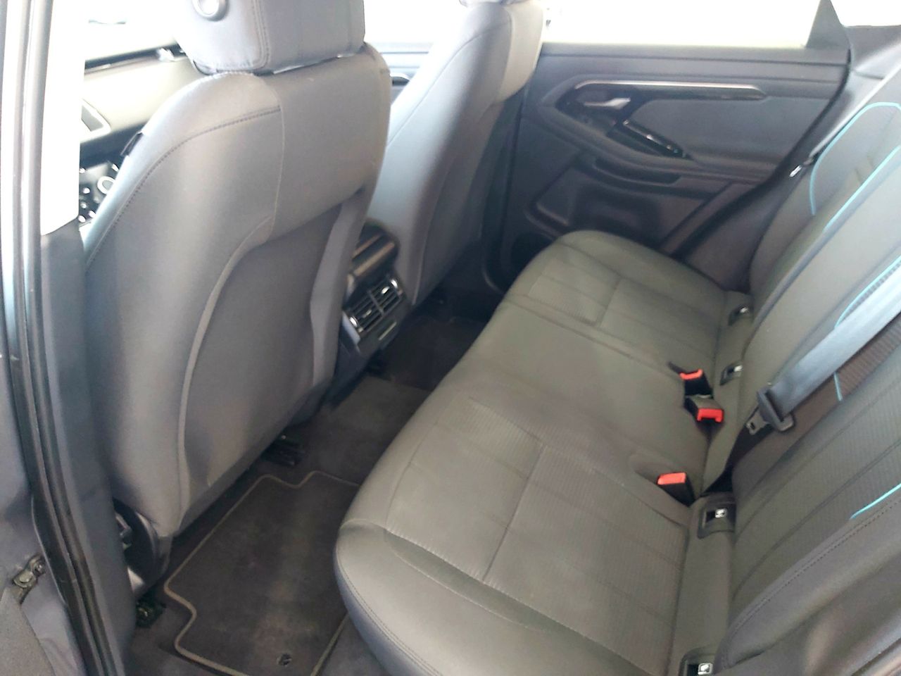 Land-Rover Range Rover Evoque 2.0D MHEV HSE AWD Aut. 150 - Foto 19