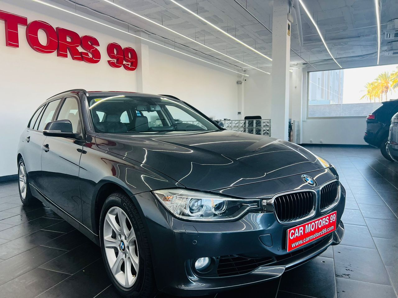 BMW Serie 3 335 XDRIVE TOURING - Foto 4