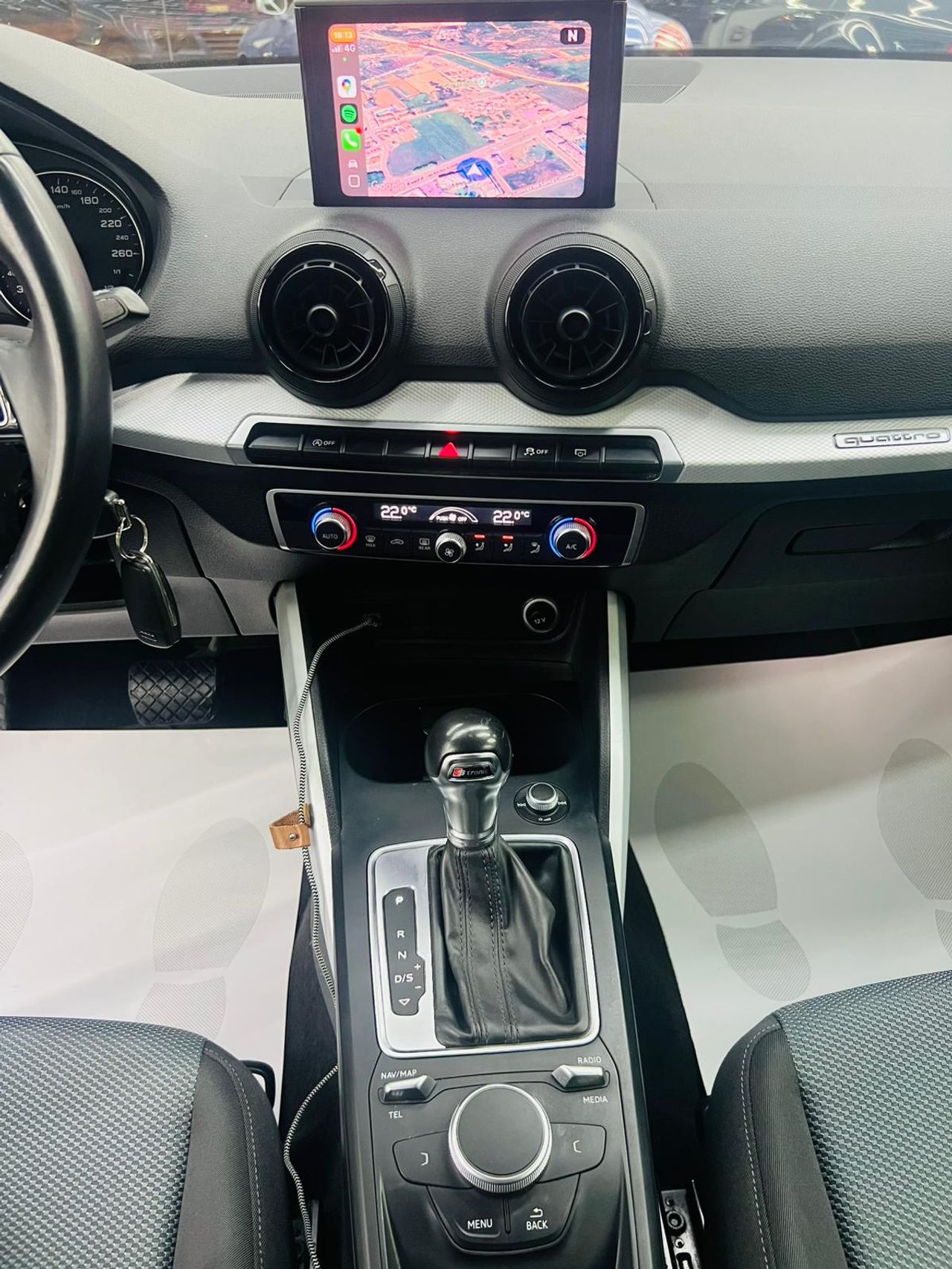 Audi Q2 design edition 2.0 TDI 140 kW (190 CV) quattro S tronic 7 vel. - Foto 26