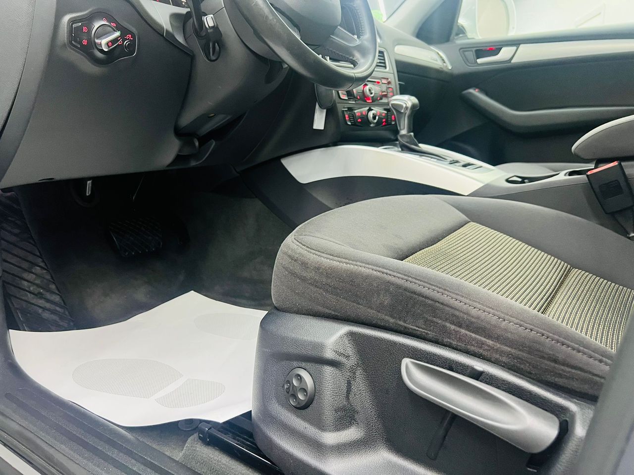 Audi Q5 2.0 TFSI 225 CV quattro tiptronic 8 vel. - Foto 20