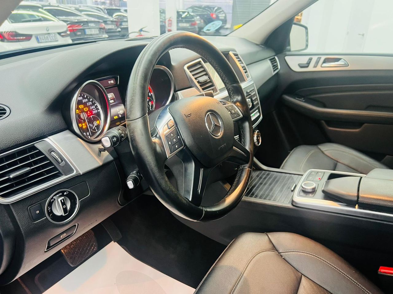 Mercedes Clase GLE GLE 350 d 4Matic AMG LINE - Foto 21