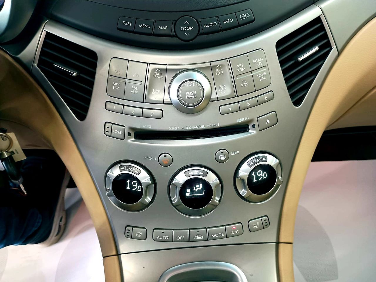 Subaru Tribeca 3.0 LIMITED - Foto 27