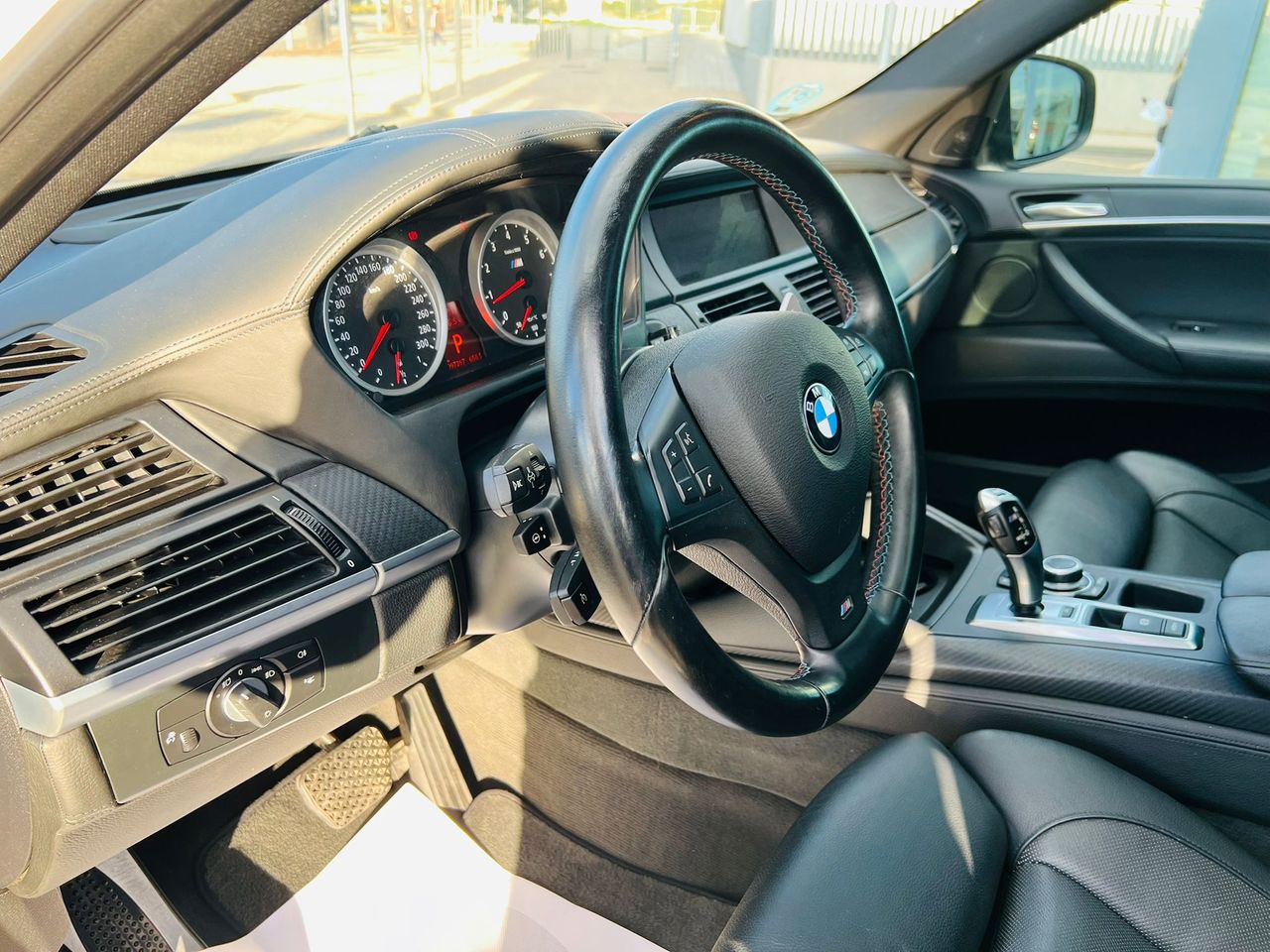 BMW X6 M - Foto 20