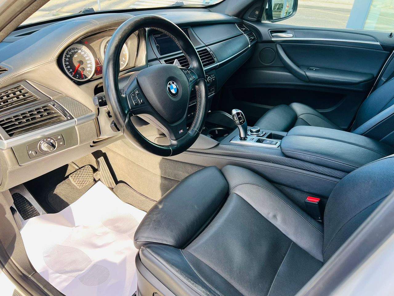 BMW X6 M - Foto 13