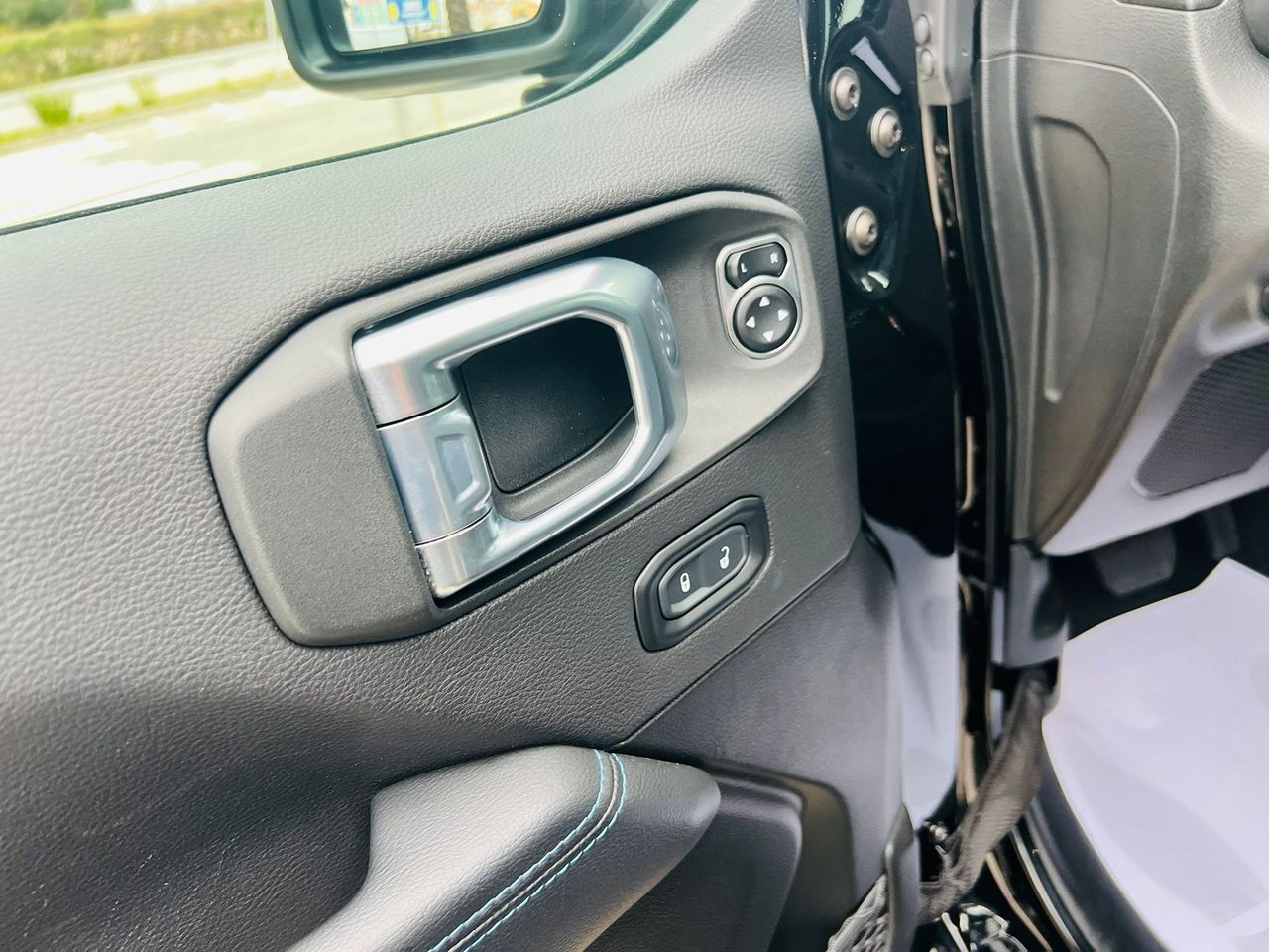 Jeep Wrangler RUBICON HYBRID+ENCHUFABLE 380 CV - Foto 18