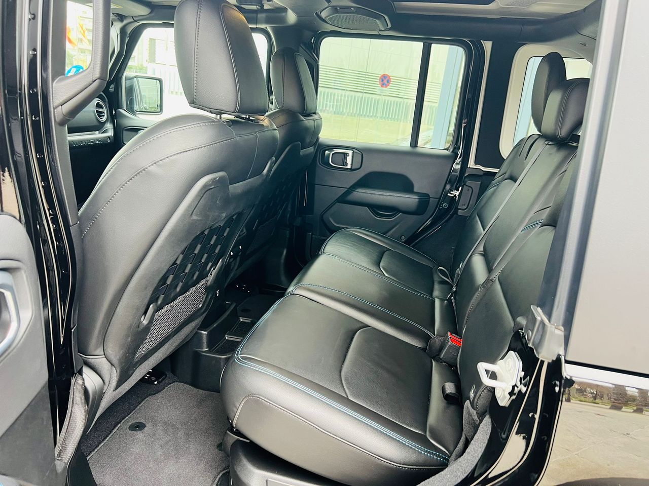 Jeep Wrangler RUBICON HYBRID+ENCHUFABLE 380 CV - Foto 17