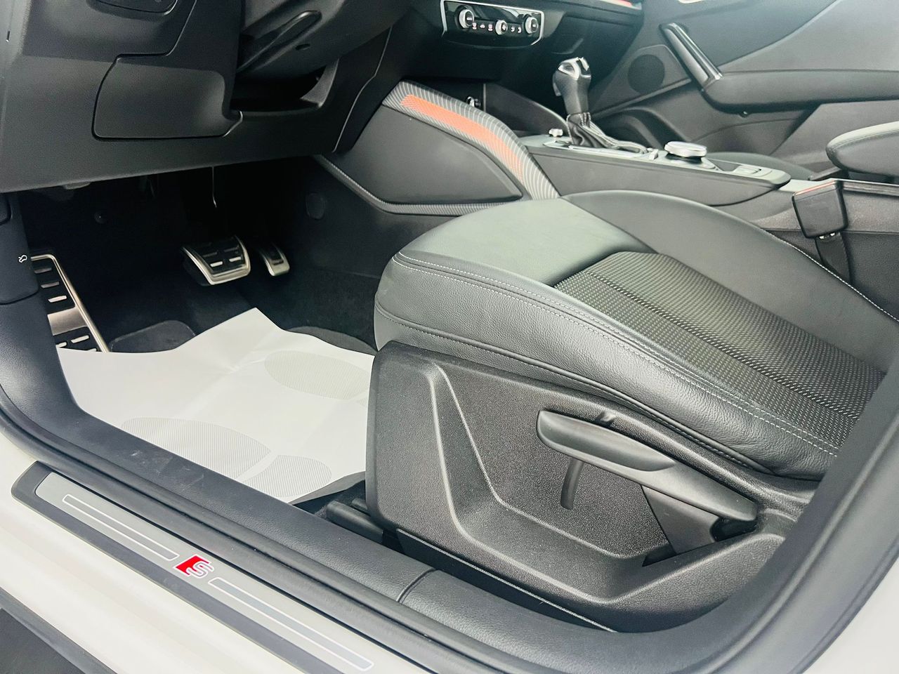 Audi Q2 S line 35 TDI 110 kW (150 CV) S tronic - Foto 20