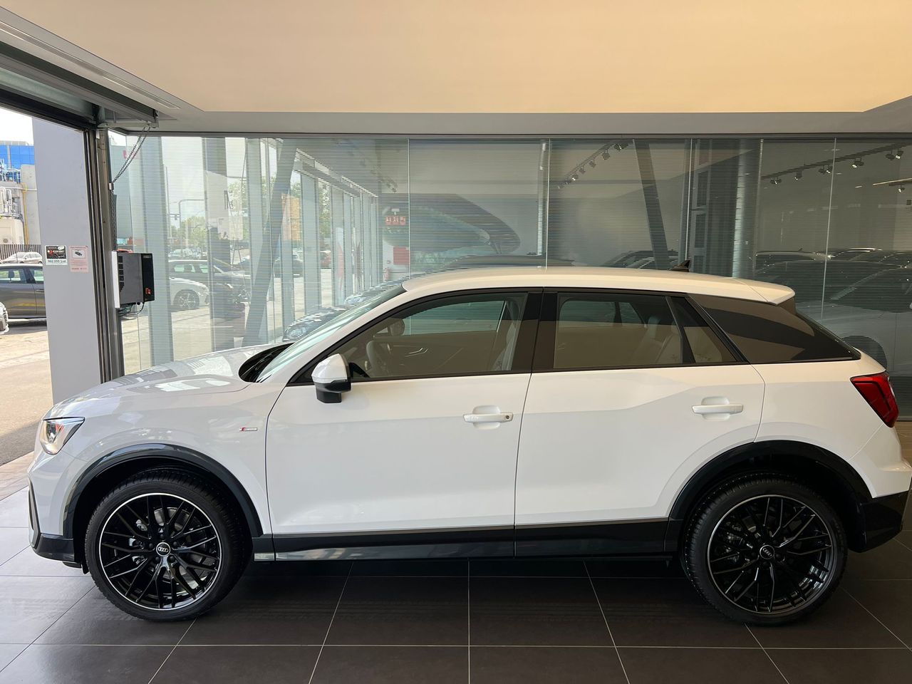 Audi Q2 S line 35 TDI 110 kW (150 CV) S tronic - Foto 37