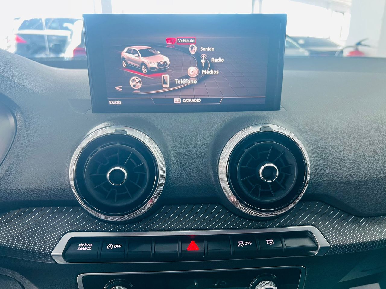 Audi Q2 S line 35 TDI 110 kW (150 CV) S tronic - Foto 28