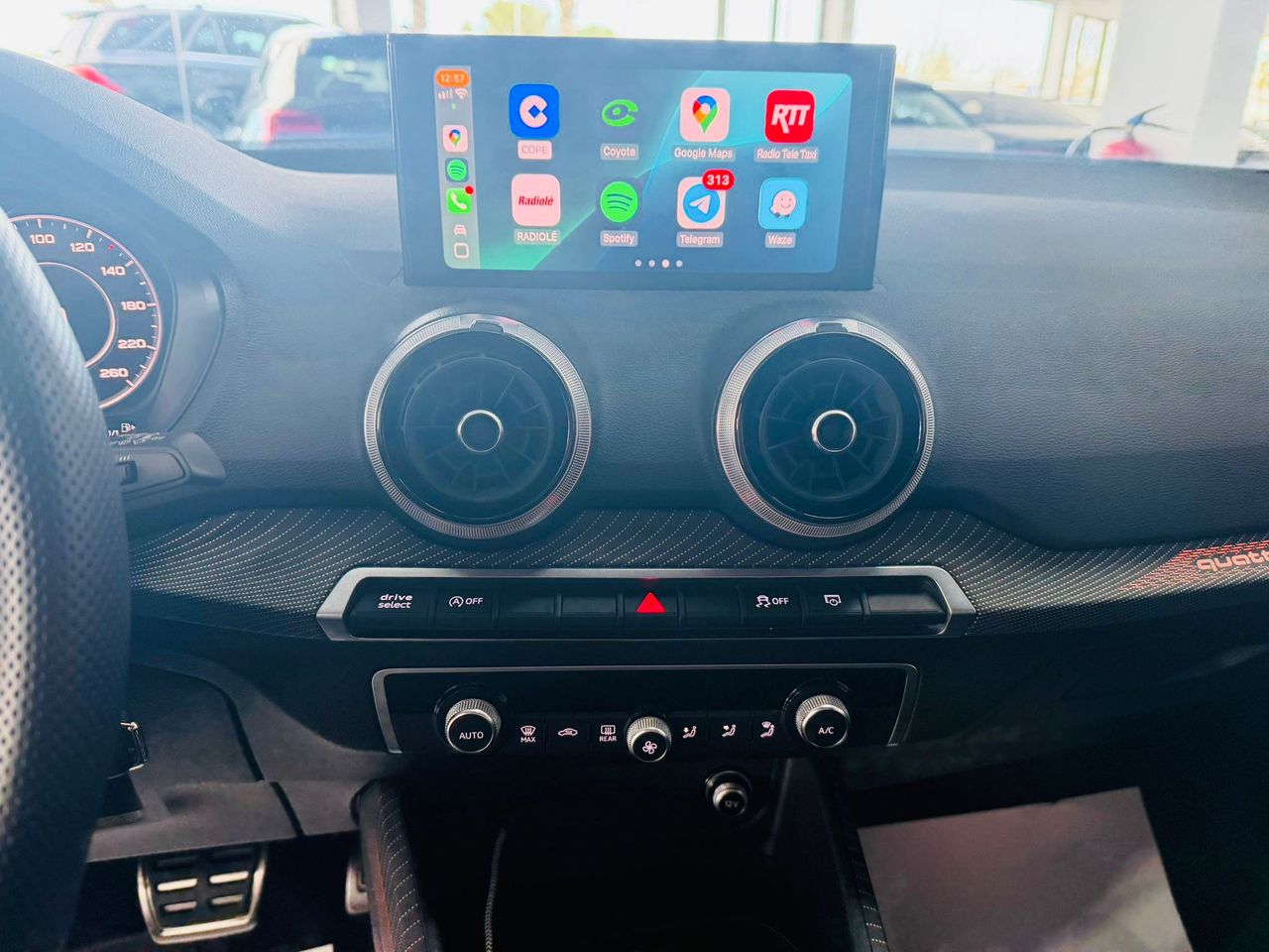 Audi Q2 S line 35 TDI 110 kW (150 CV) S tronic - Foto 25