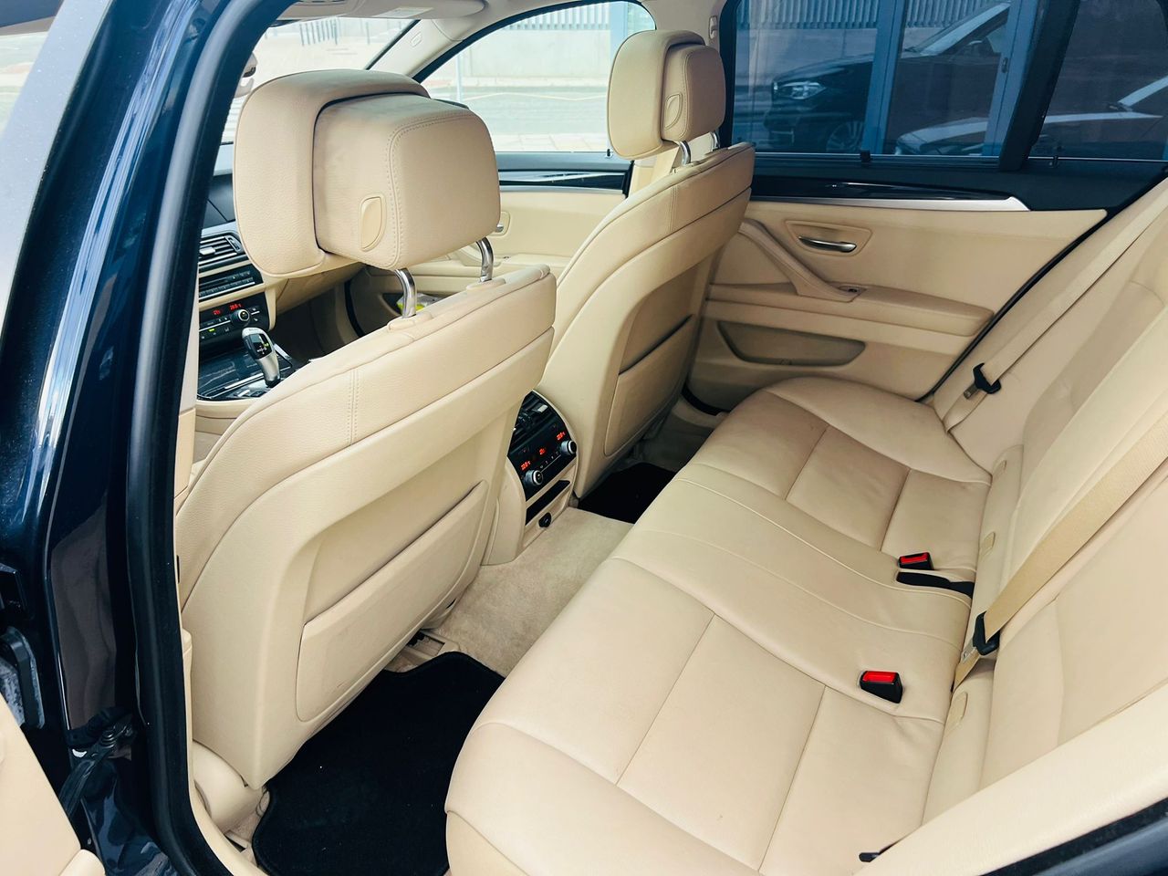 BMW Serie 5 530d xDrive Touring - Foto 16