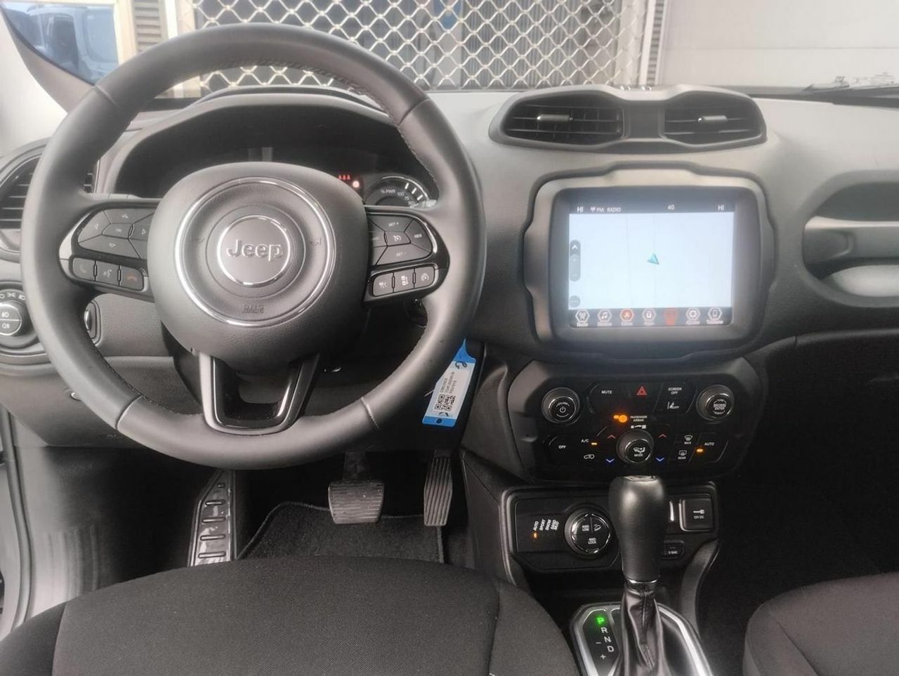 Jeep Renegade 1.3 PHEV 190cv AT Limited 4xe - Foto 8