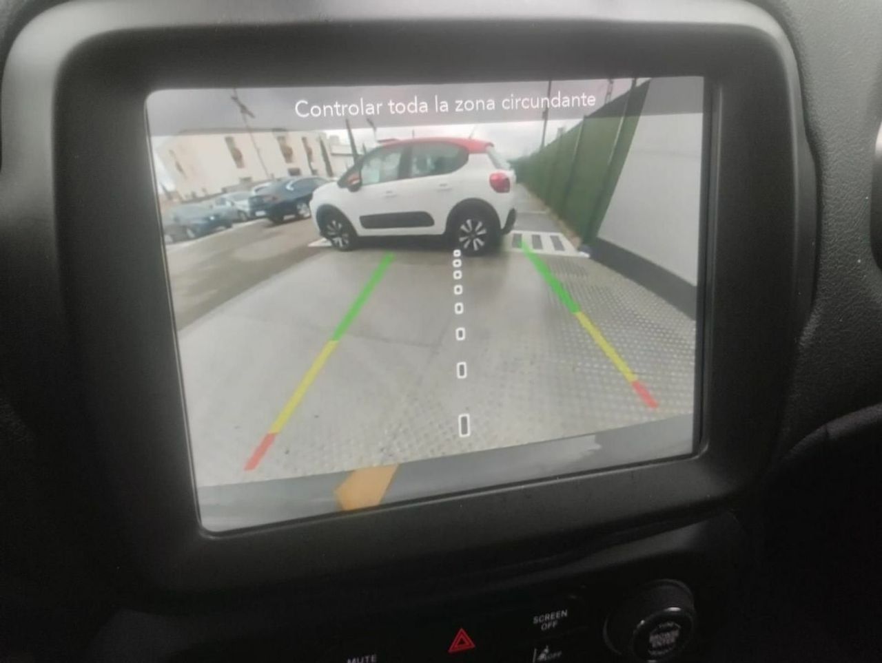 Jeep Renegade 1.3 PHEV 190cv AT Limited 4xe - Foto 10