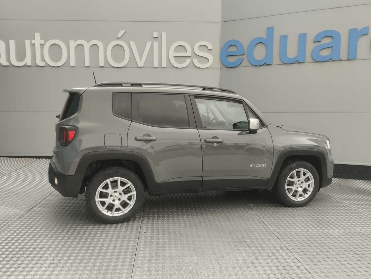 Jeep Renegade 1.3 PHEV 190cv AT Limited 4xe - Foto 5