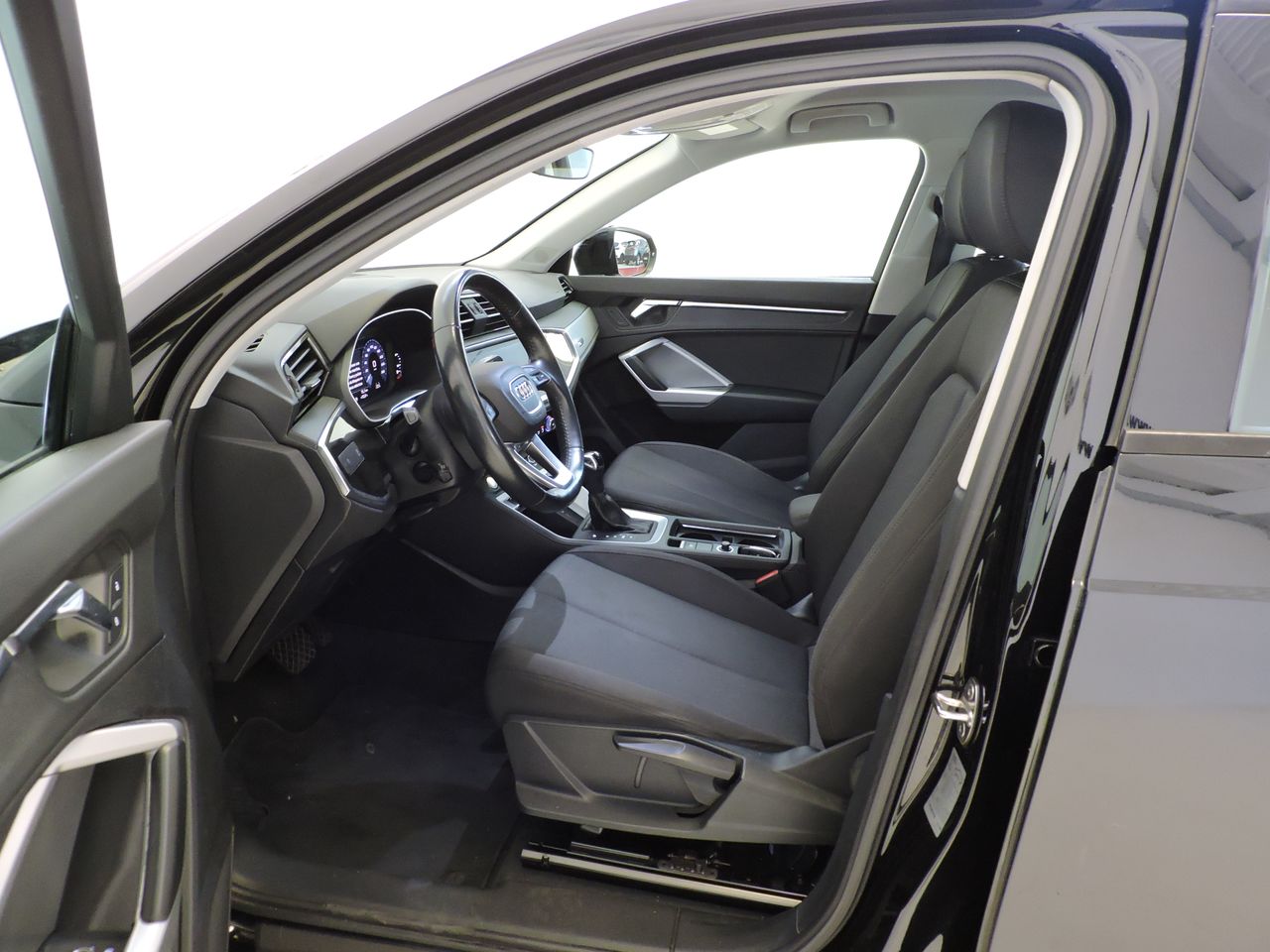 Audi Q3 35 TDI 110kW 150CV S tronic - Foto 9