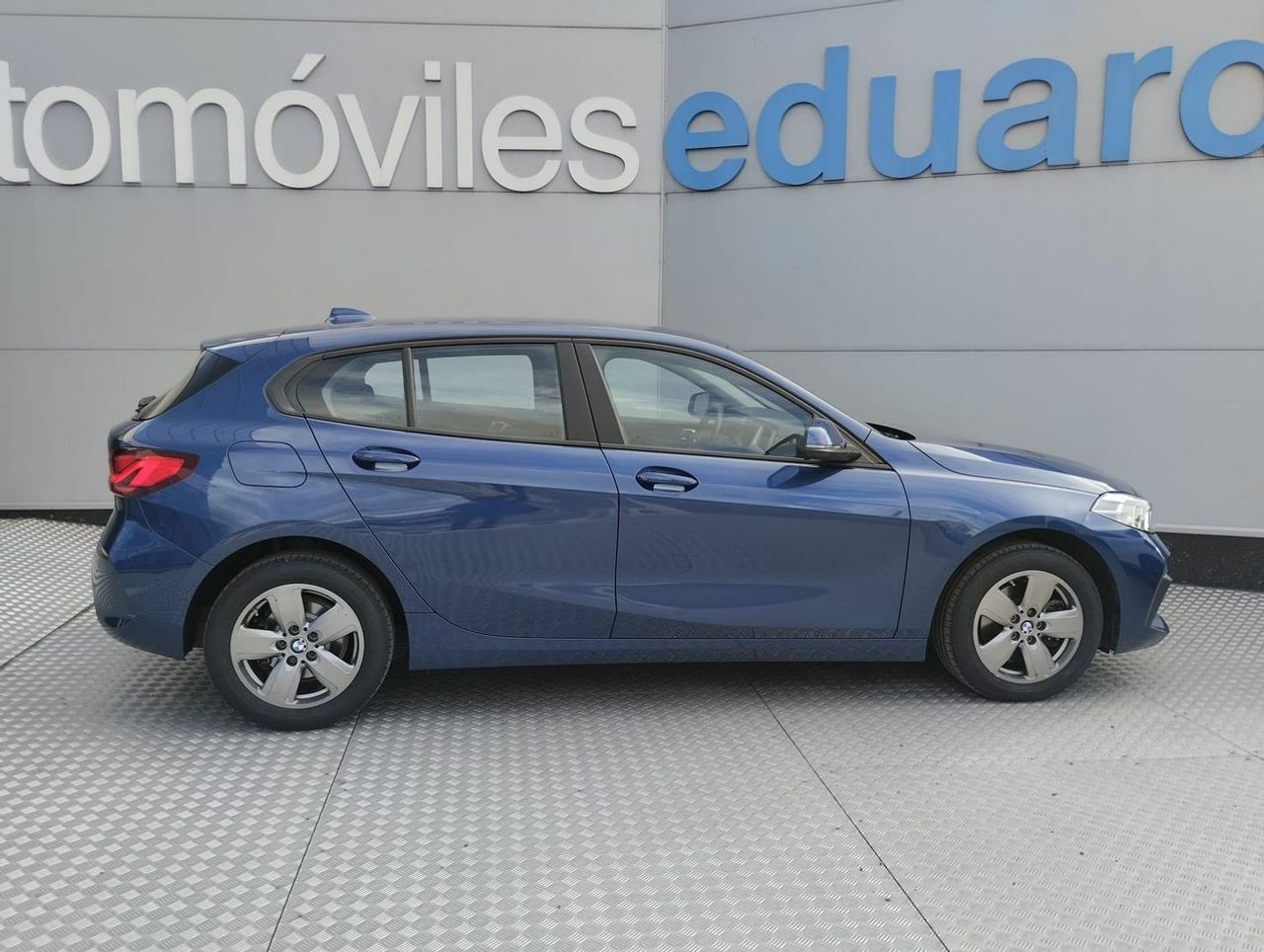 BMW Serie 1 116dA - Foto 4