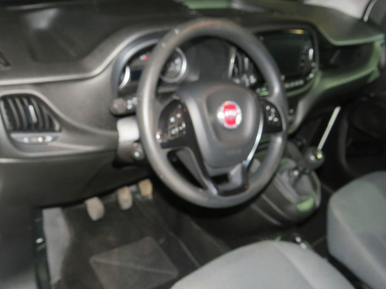 Fiat Doblò Furgon 1.5 BlueHDi 100 650kg L1H1  - Foto 8