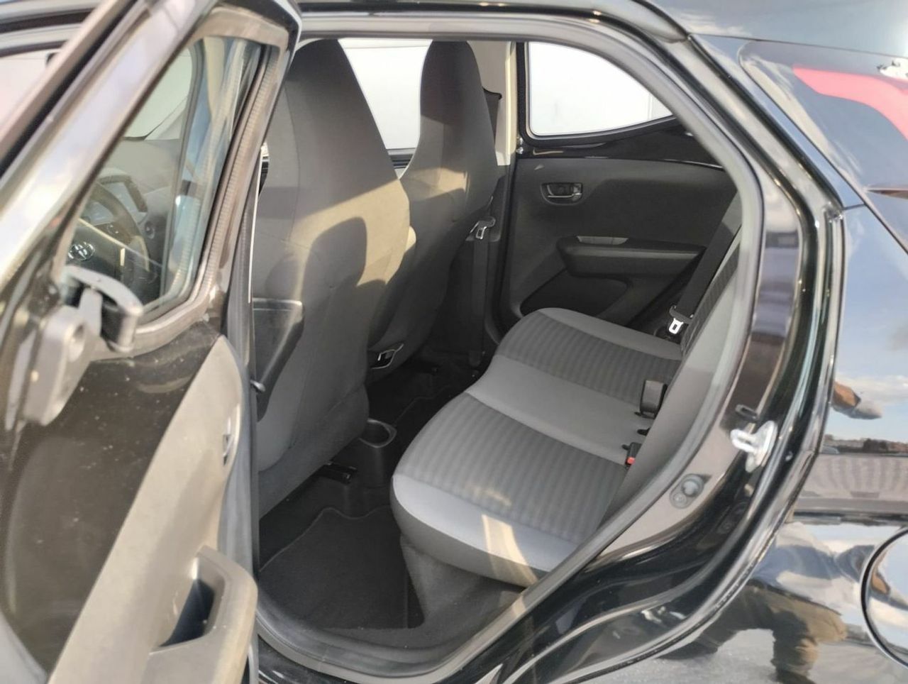 Toyota Aygo 1.0 70 xplay - Foto 14