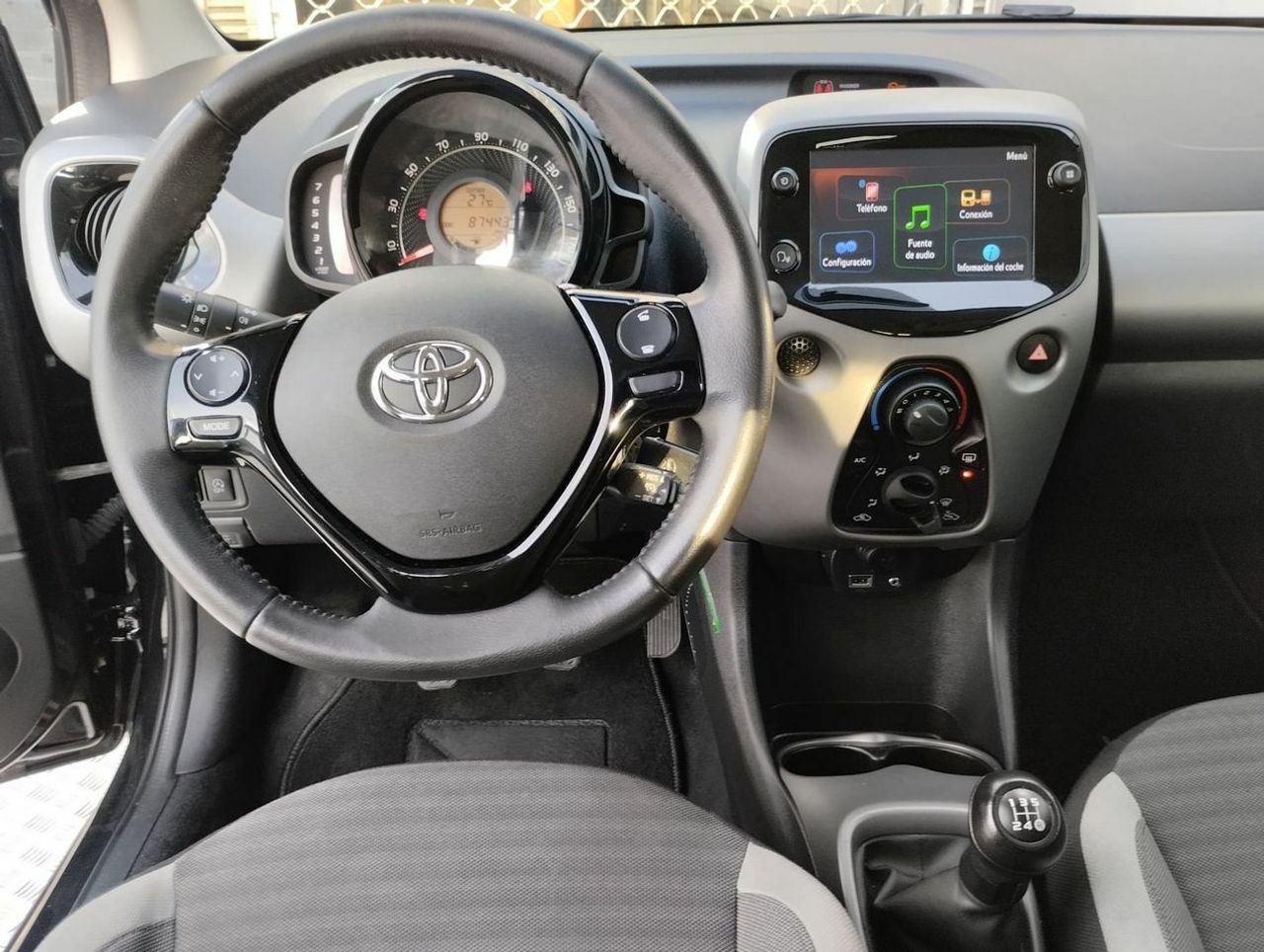 Toyota Aygo 1.0 70 xplay - Foto 8