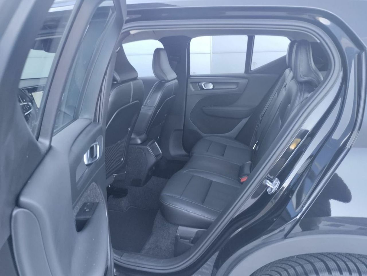 Volvo XC40 2.0 D3 Momentum Pro Auto - Foto 14