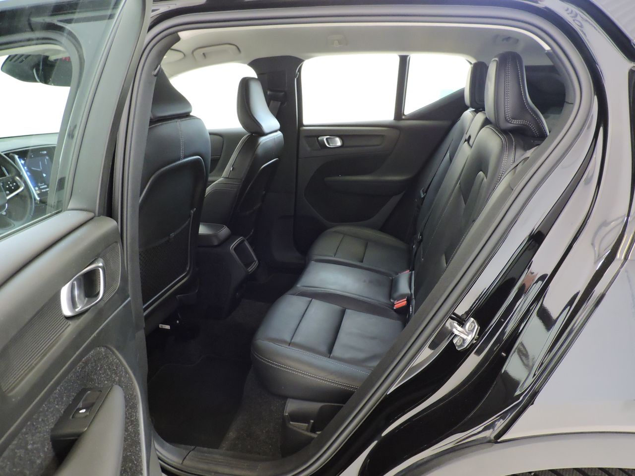 Volvo XC40 2.0 D3 Momentum Pro Auto - Foto 11