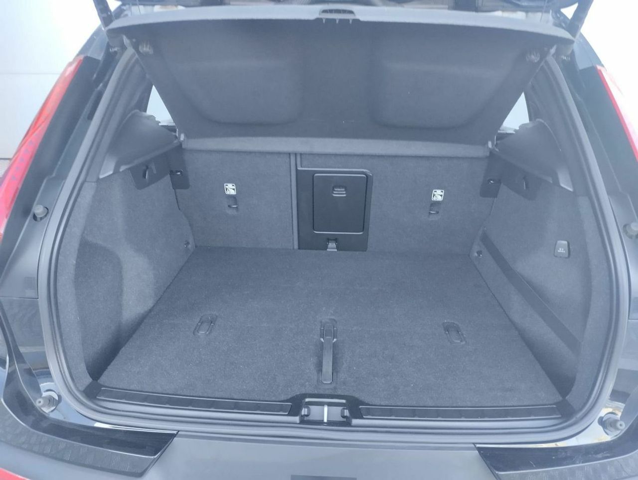 Volvo XC40 2.0 D3 Momentum Pro Auto - Foto 15