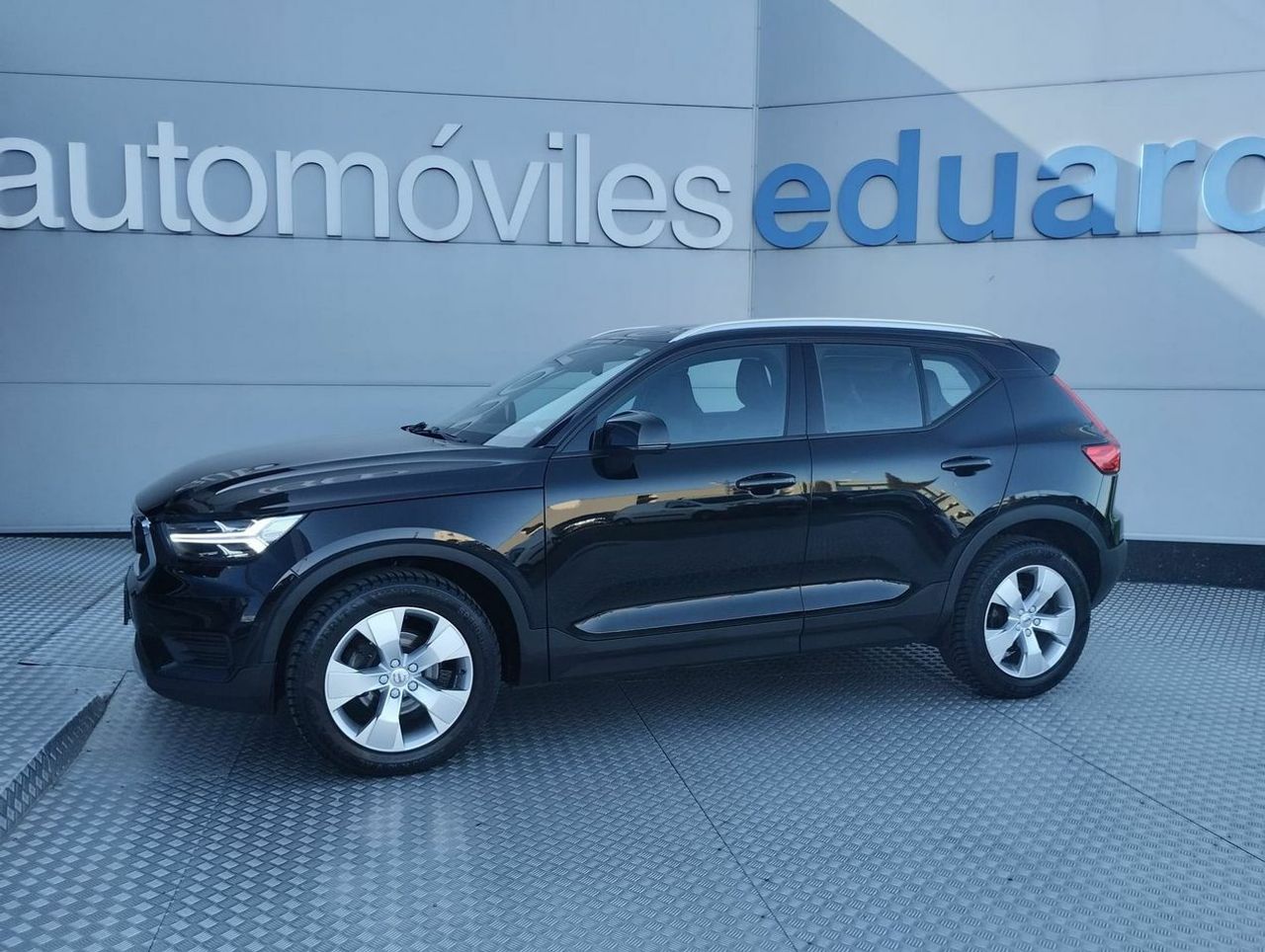 Volvo XC40 2.0 D3 Momentum Pro Auto - Foto 5