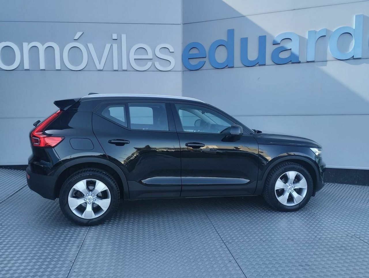 Volvo XC40 2.0 D3 Momentum Pro Auto - Foto 4
