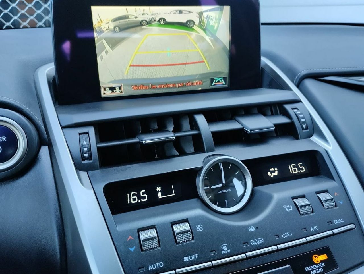 Lexus NX 2.5 300h Business 2WD - Foto 11