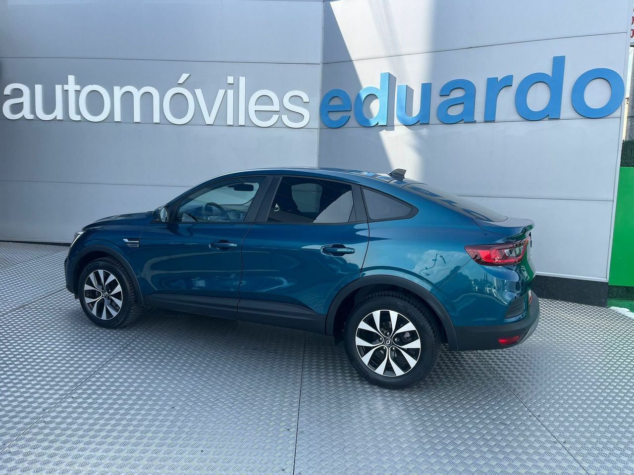 Renault Arkana Techno TCe 103kW140CV EDC mild hybrid - Foto 7