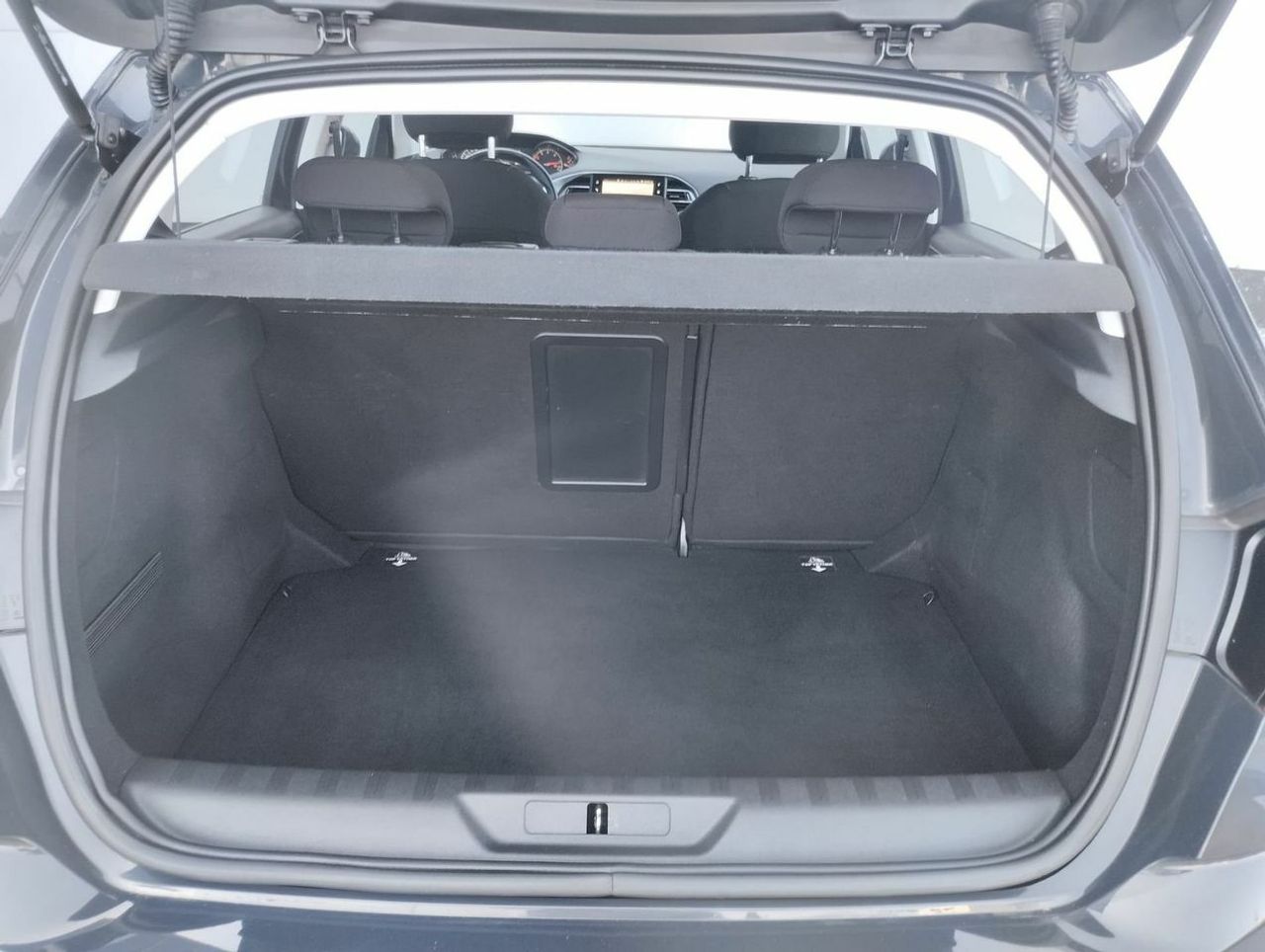 Peugeot 308 5p Style 1.5 BlueHDi 96KW 130CV Auto - Foto 15