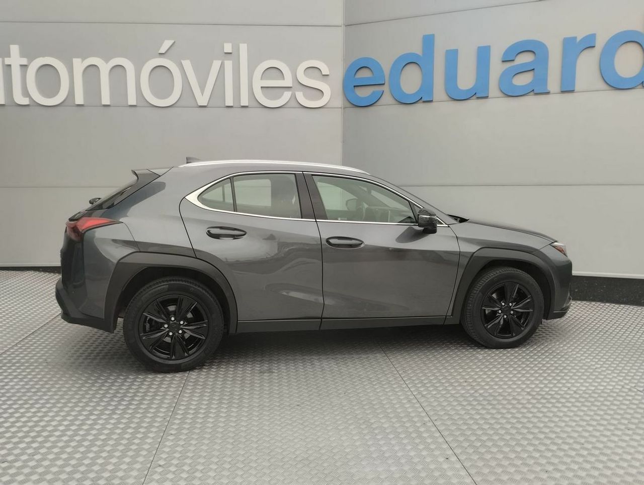 Lexus UX 2.0 250h Business - Foto 5