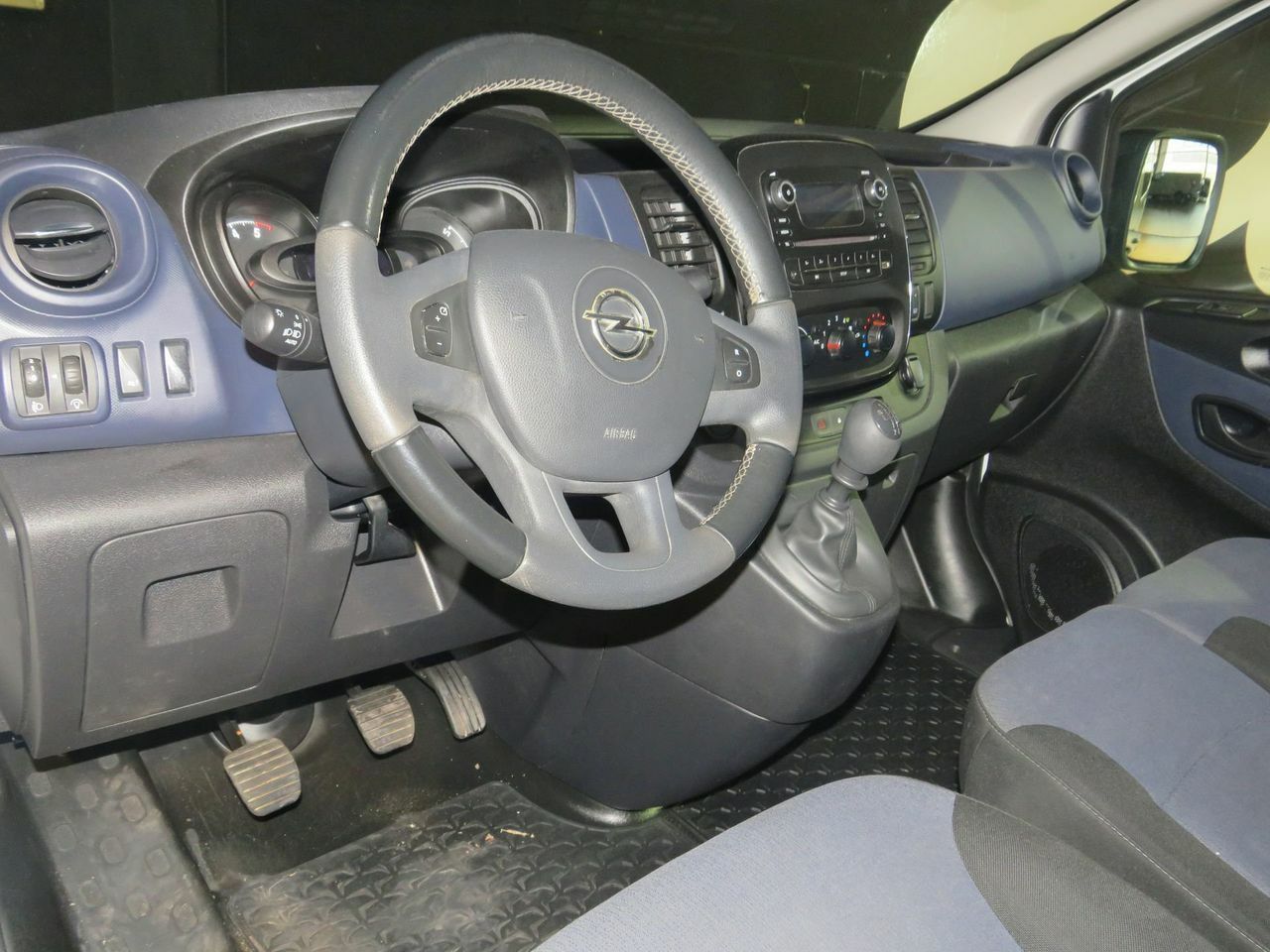 Opel Vivaro 1.6CDTI SS 92kW 125CV L1 2.9t Combi9 - Foto 7