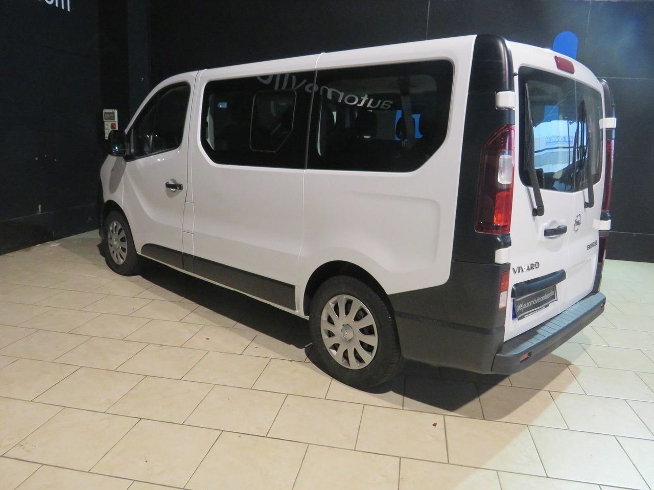 Opel Vivaro 1.6CDTI SS 92kW 125CV L1 2.9t Combi9 - Foto 5