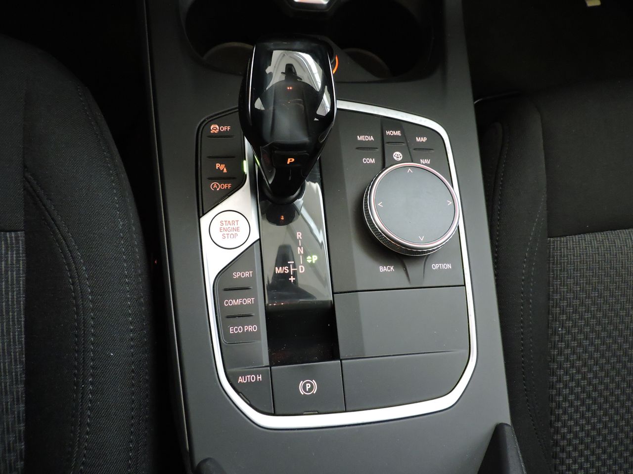 BMW Serie 1 116d Business Advantage - Foto 13