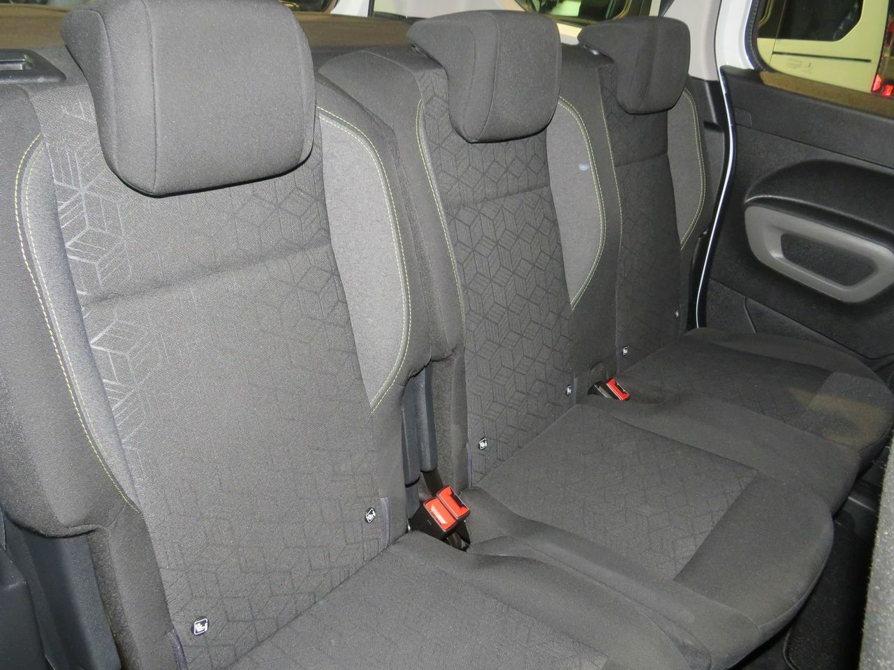 Peugeot Rifter Access Standard BlueHDi 73kW - Foto 9