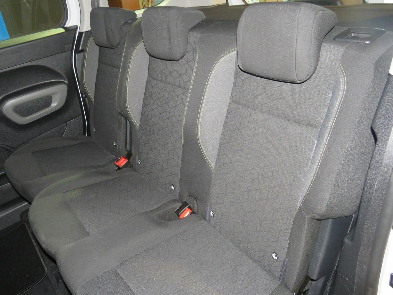 Peugeot Rifter Access Standard BlueHDi 73kW - Foto 8