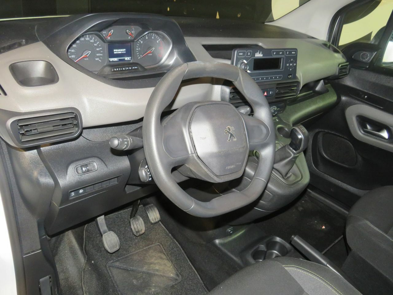 Peugeot Rifter Access Standard BlueHDi 73kW - Foto 7