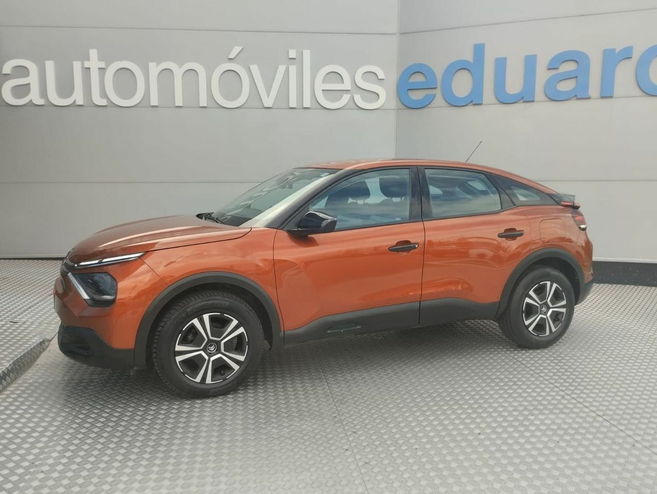 Citroën C4 Live Pack Business 1.2 PureTech 100CV - Foto 4