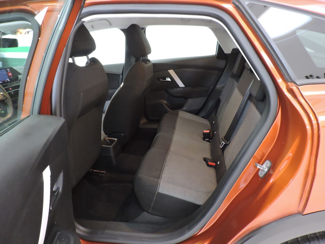 Citroën C4 Live Pack Business 1.2 PureTech 100CV - Foto 11