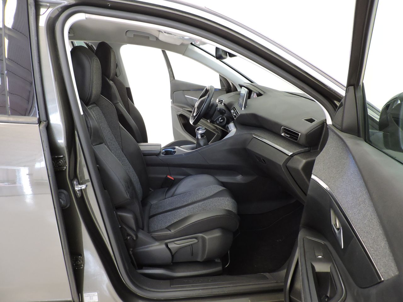 Peugeot 3008 1.5 BlueHDi 96kW 130CV SS Allure - Foto 10