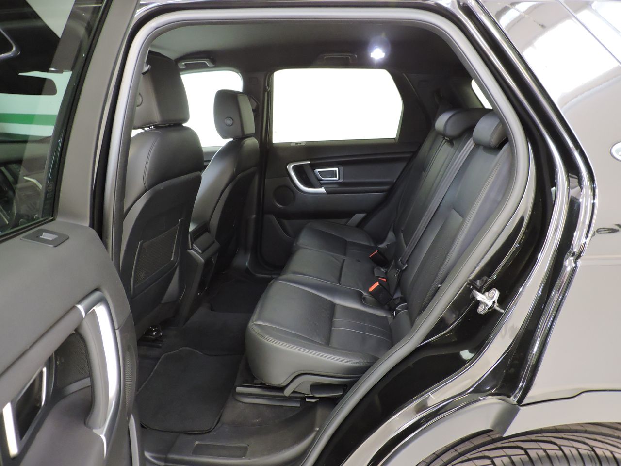 Land-Rover Discovery Sport 2.0L eD4 110kW 150CV 4x2 SE - Foto 11