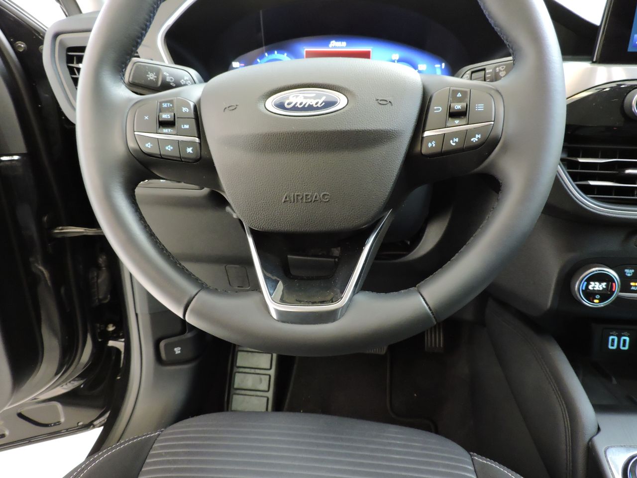 Ford Kuga Titanium 2.5 Duratec FHEV 140kW Auto - Foto 12