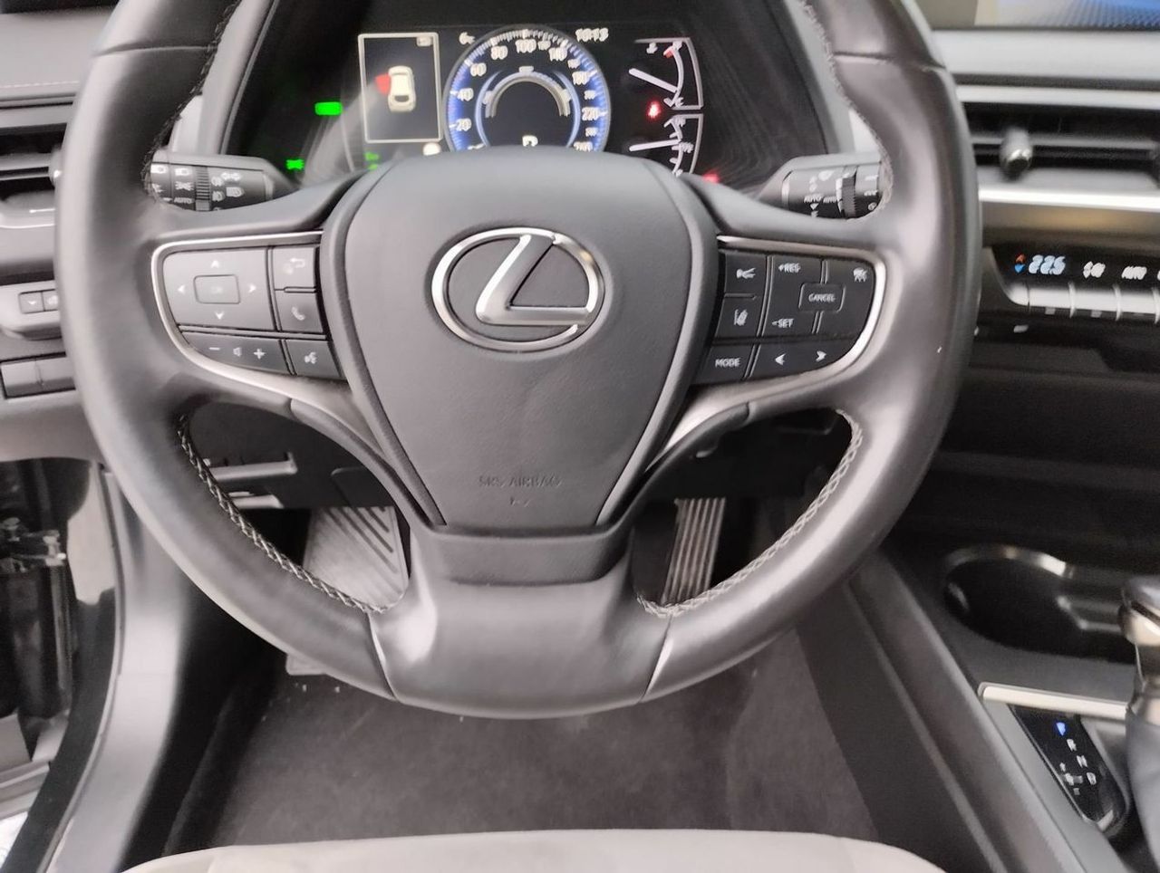 Lexus UX 2.0 250h Business - Foto 12