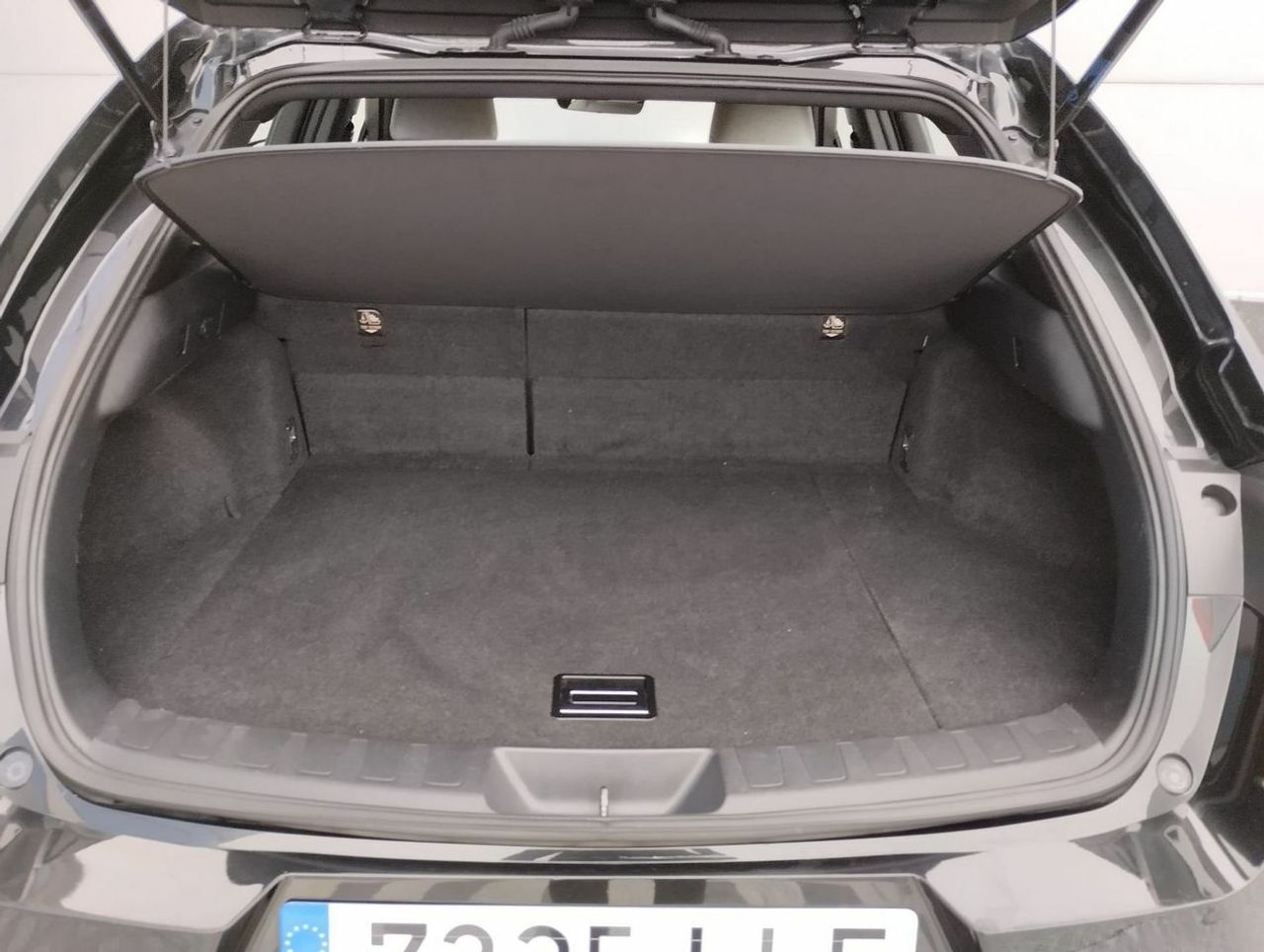 Lexus UX 2.0 250h Business - Foto 16