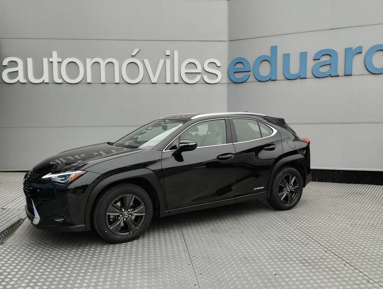 Lexus UX 2.0 250h Business - Foto 4