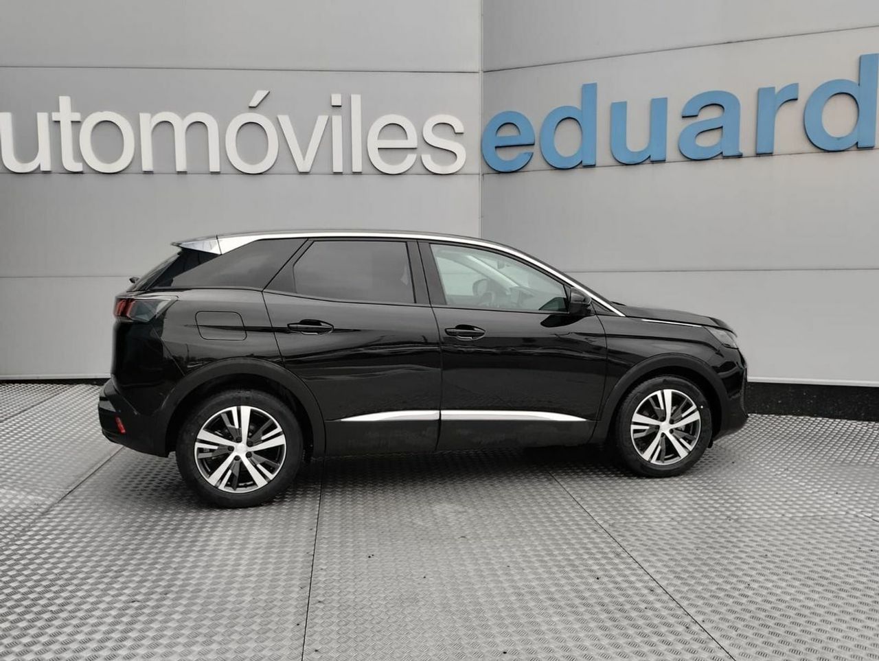 Peugeot 3008 1.5 BlueHDi 96kW SS Allure Pack EAT8 - Foto 5