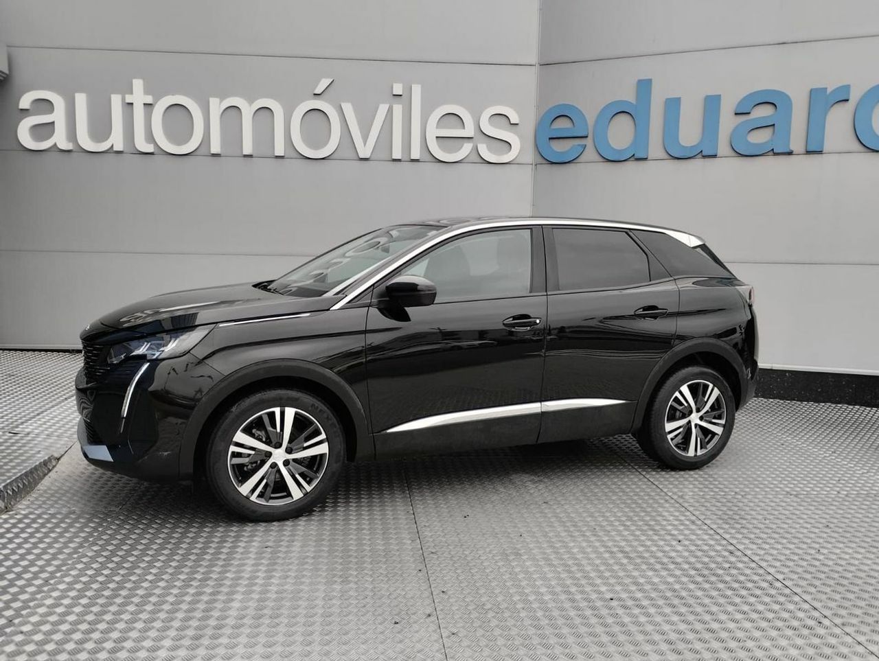Peugeot 3008 1.5 BlueHDi 96kW SS Allure Pack EAT8 - Foto 4